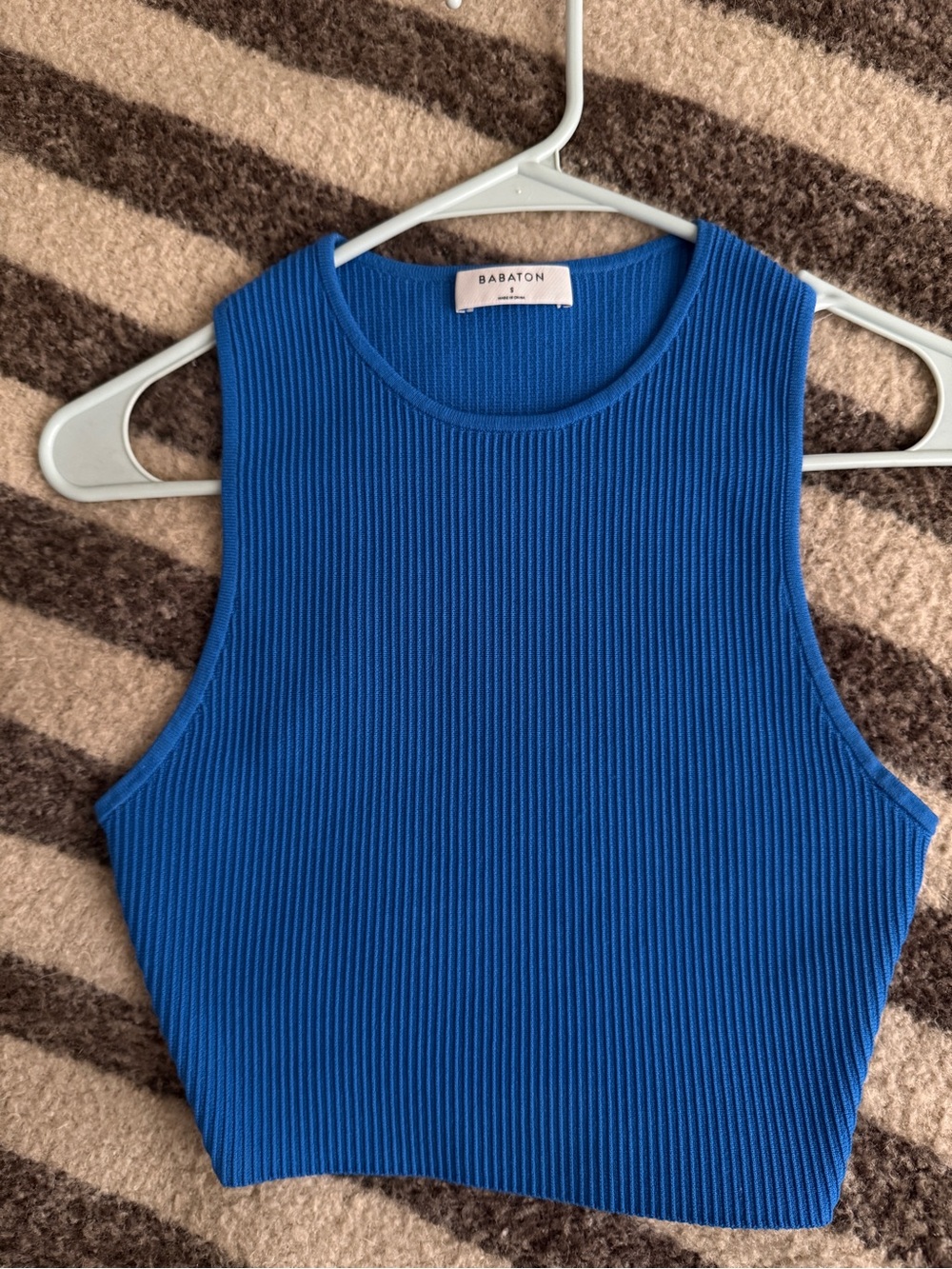 Aritzia Babaton Ribbed Crop Tank in Royal Blue